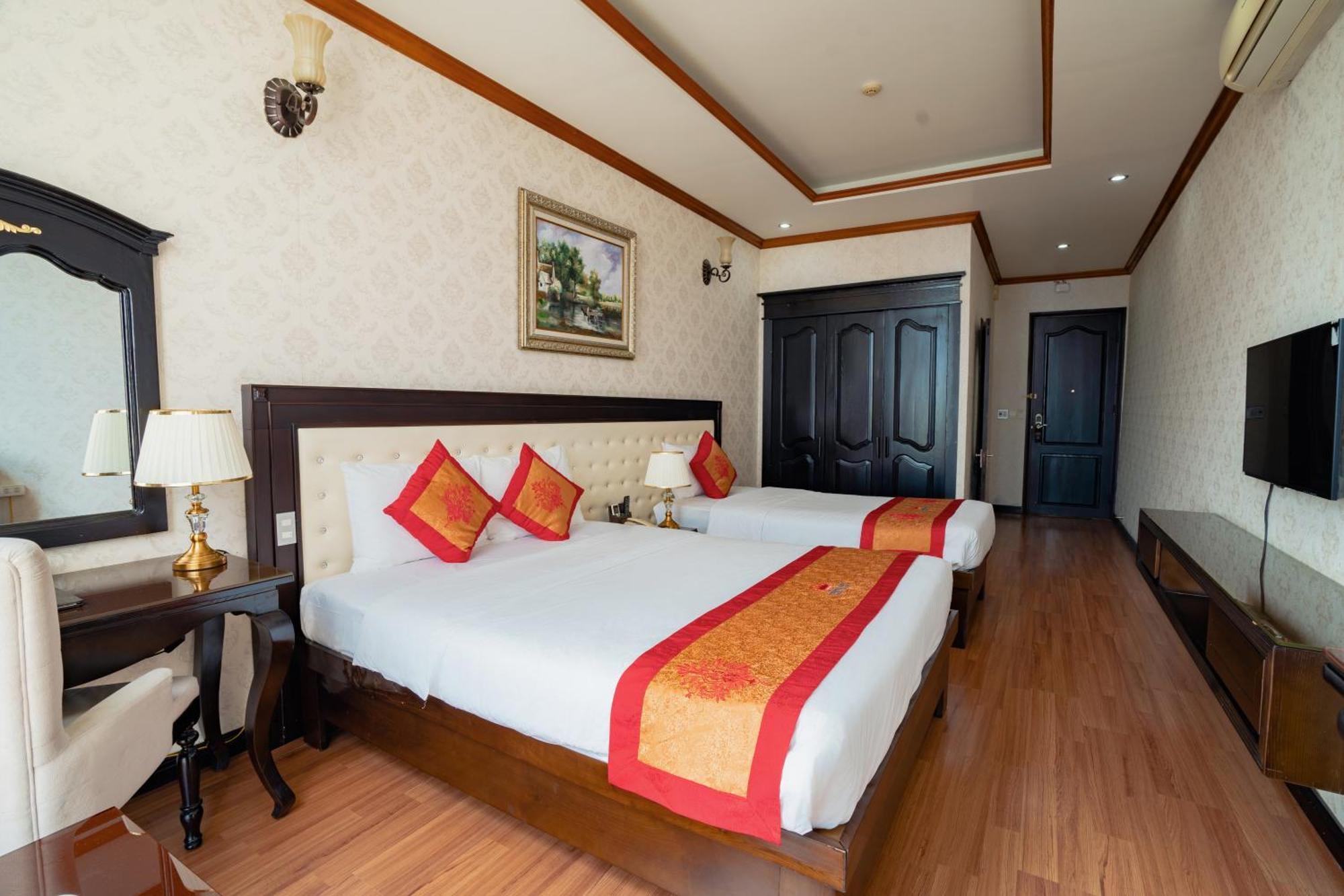 Phuong Anh Hotel 1 Hai Duong Bagian luar foto