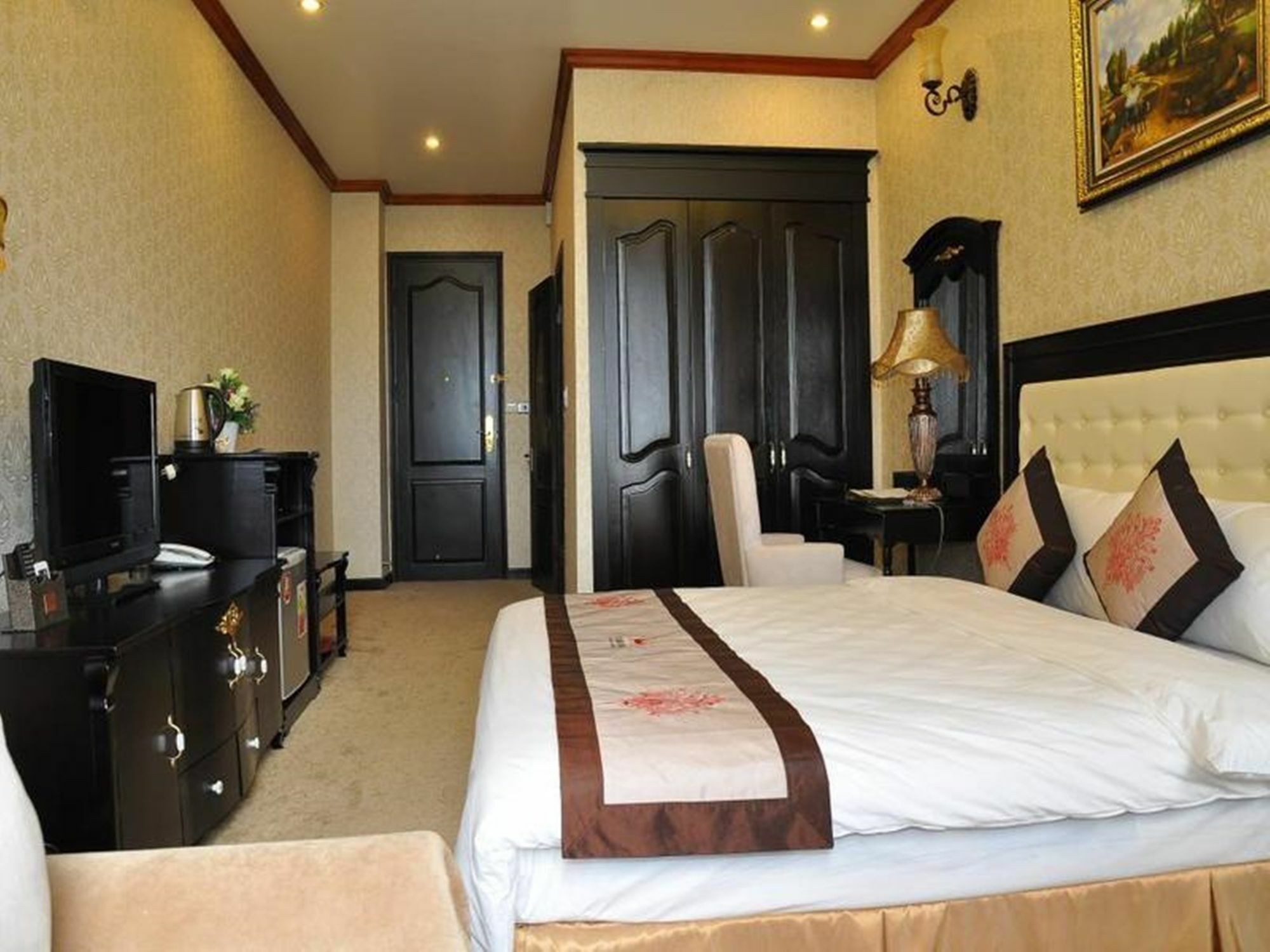 Phuong Anh Hotel 1 Hai Duong Bagian luar foto